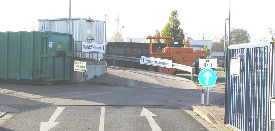 Auffahrt zum Mindener Wertstoffhof Auffahrt zum Mindener Wertstoffhof