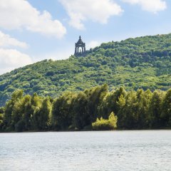 Baltussee mit Blick auf Porta