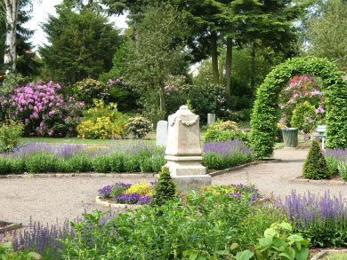 Bestattungsvariante Grabplatz auf dem Mindener Nordfriedhof