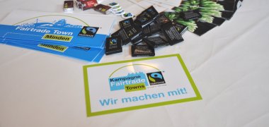 Infomaterialen zum Thema Fair Trade Town Minden