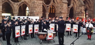 Gruppenbild des Musikzugs der Mindener Feuerwehr