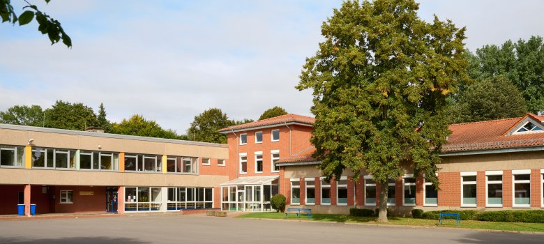 Außenansicht der neuen Grundschule am Standort Piwitsskamp