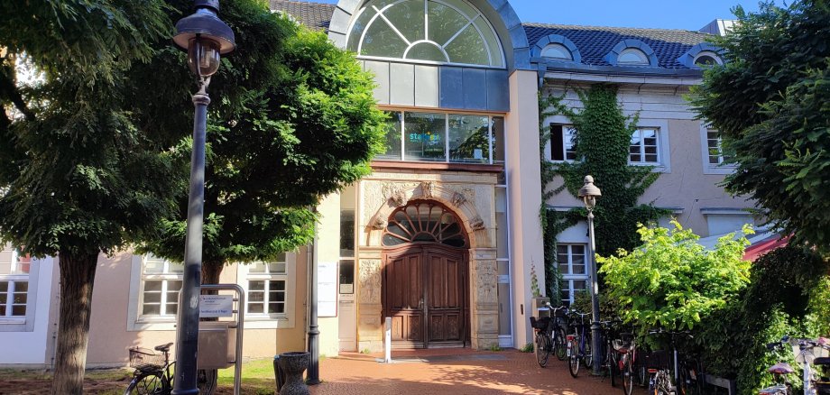Bildungszentrum am Weingarten mit VHS und Stadtbibliothek