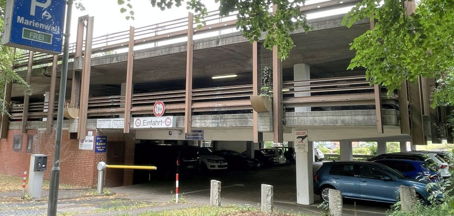 Nicht mehr zeitgemäß: das Parkhaus am Marienwall
