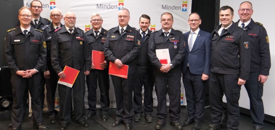 Auf der Tagesordnung der Jahresdienstversammlung standen auch Ehrungen und Beförderungen