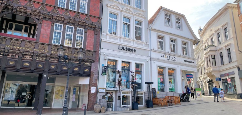 Im März starten die Bauarbeiten zur Erweiterung des Fernwärmenetzes am Markt (Südseite) und in der Obermarktstraße Im März starten die Bauarbeiten zur Erweiterung des Fernwärmenetzes am Markt (Südseite) und in der Obermarktstraße