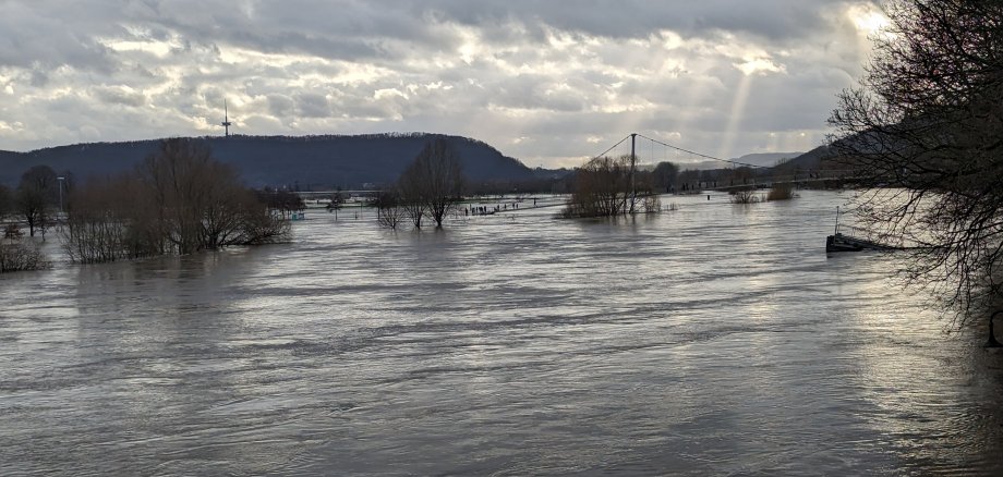 Hochwasser_2023_Weserstrand