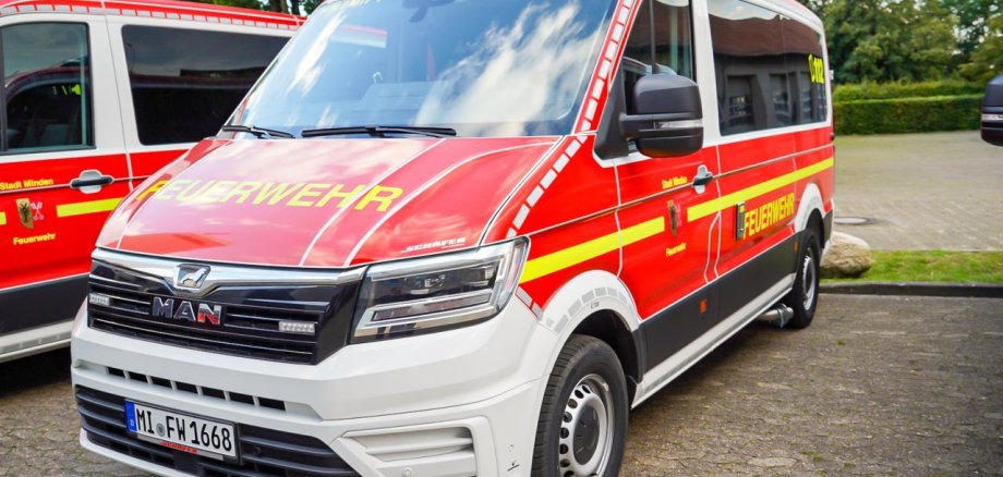 Neuer Mannschaftstransportwagen der Feuerwehr Minden