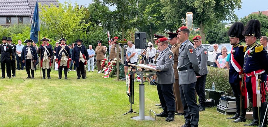 Alljährlich am 1. August gibt es ein feierliches Gedenken an die Schlacht bei Minden Alljährlich am 1. August gibt es ein feierliches Gedenken an die Schlacht bei Minden
