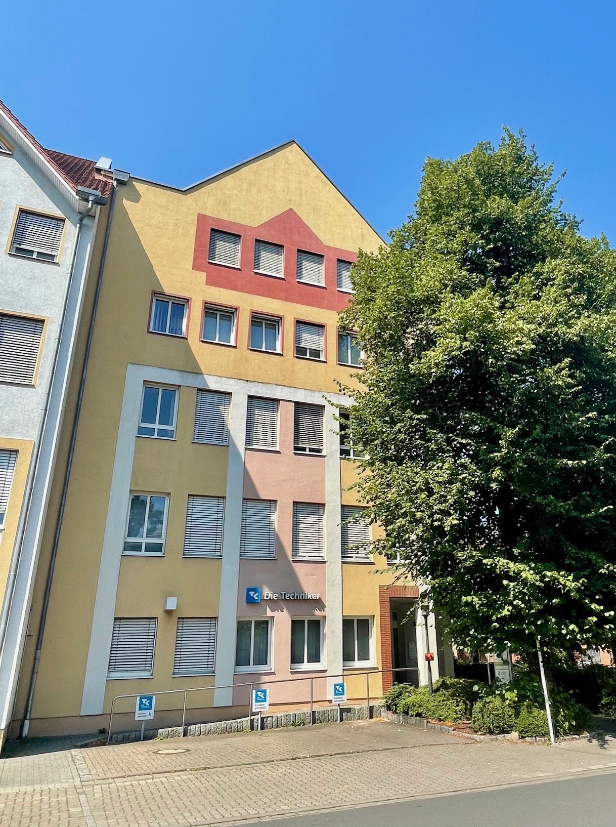 Das Wahlbüro befindet sich in der Außenstelle des Rathauses an der Lindenstraße Das Wahlbüro befindet sich in der Außenstelle des Rathauses an der Lindenstraße