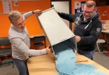 Landratswahl 2023 am 15. Januar - Auszählung im Briefwahlvorstand am Abend Landratswahl 2023 am 15. Januar - Auszählung im Briefwahlvorstand am Abend