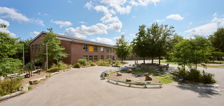 Außenansicht der PRIMUS-Schule Minden