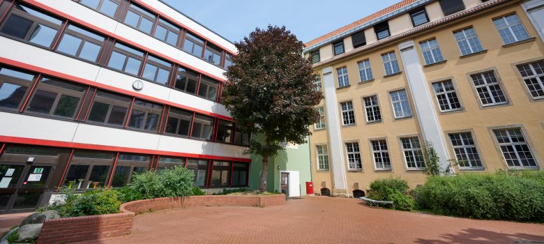 Außenansicht des Ratsgymnasiums Minden