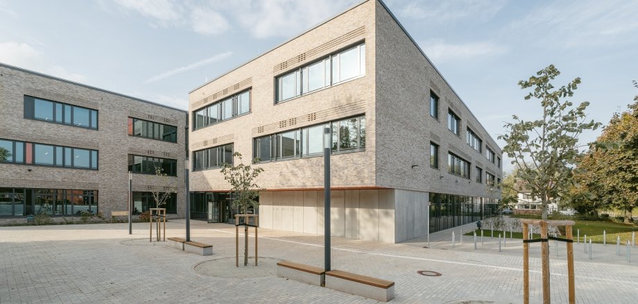 Sekundarschule am Wiehen 2023 von außen