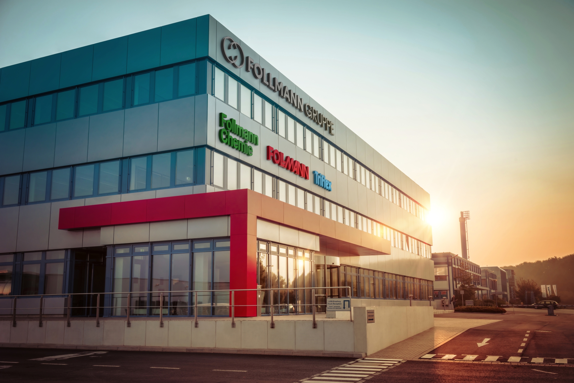 Eine Außenansicht des Forschungszentrums der Follmann-Gruppe