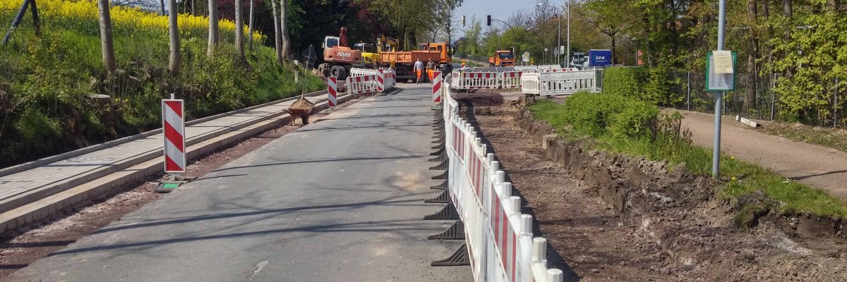 Straße mit Absperrung Innansicht StartMindenUP @Peter Hübbe